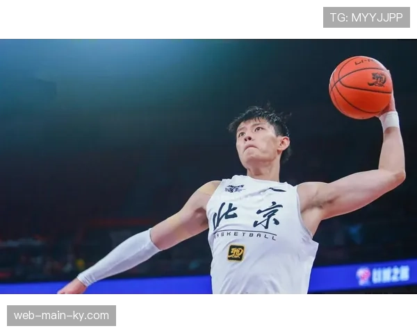 曾凡博替补三分火力全开，北京外线投射压制广东反扑势头